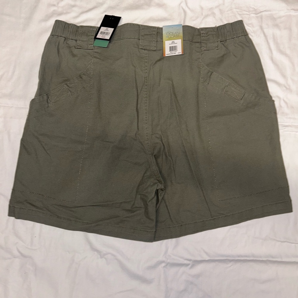 Men’s Ocean & Coast shorts sz 38